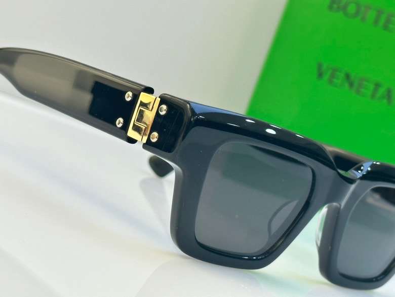 Picture of Bottega Veneta Sunglasses _SKUfw52450415fw